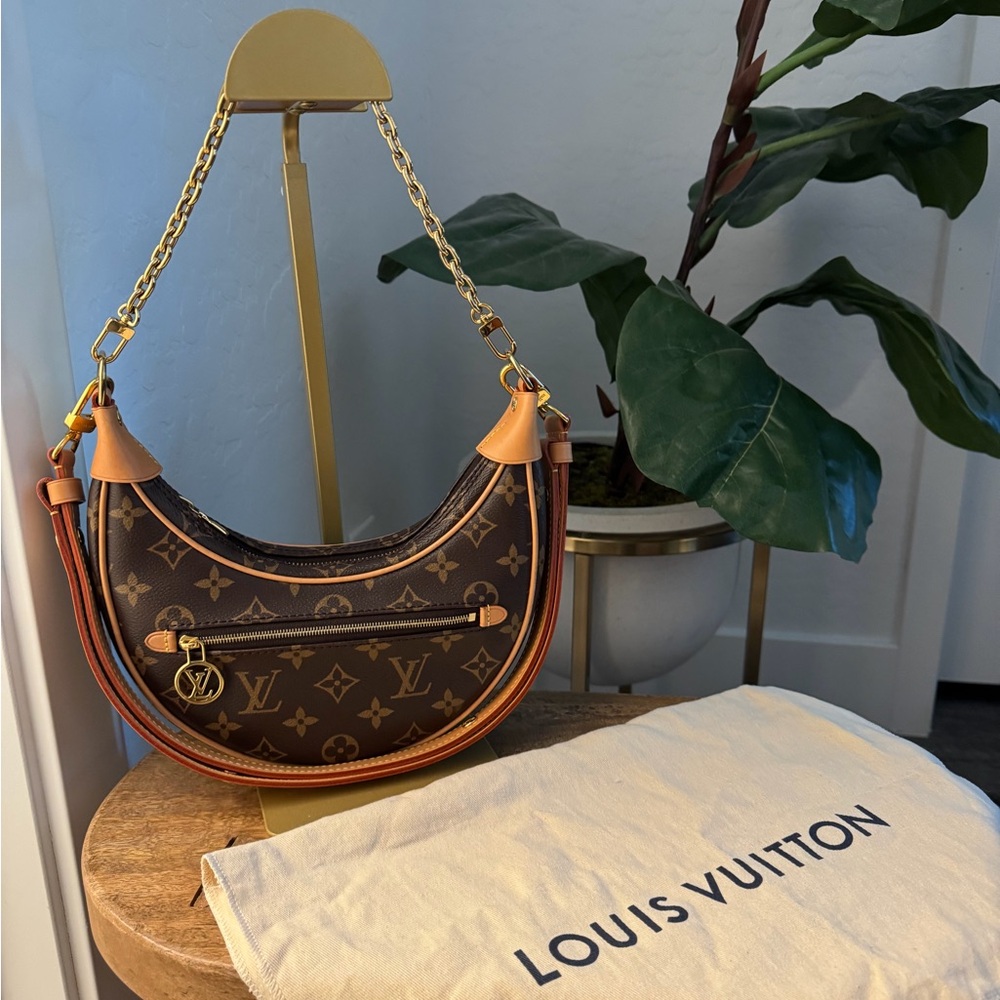 Louis Vuitton Loop Monogram bag